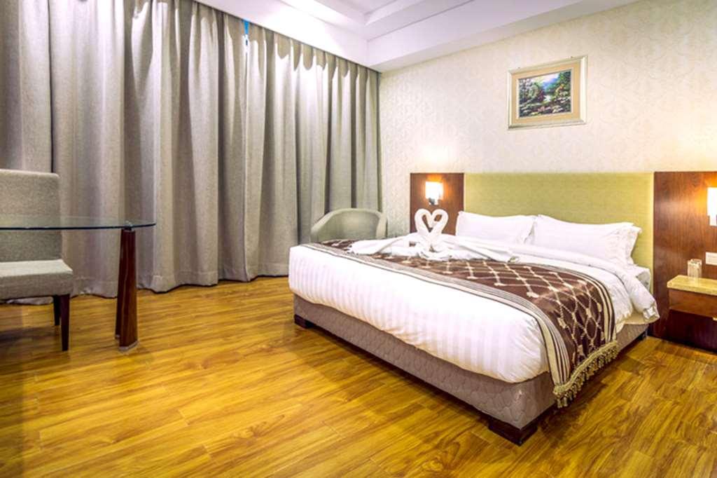 Clarion Inn Jaipur Kukas Szoba fotó