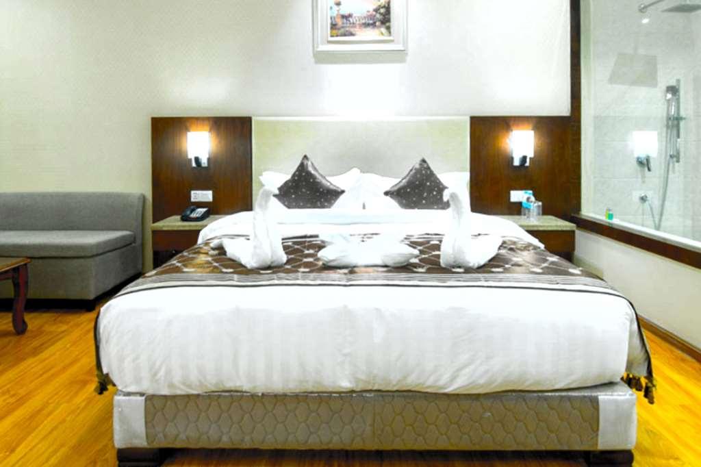 Clarion Inn Jaipur Kukas Szoba fotó