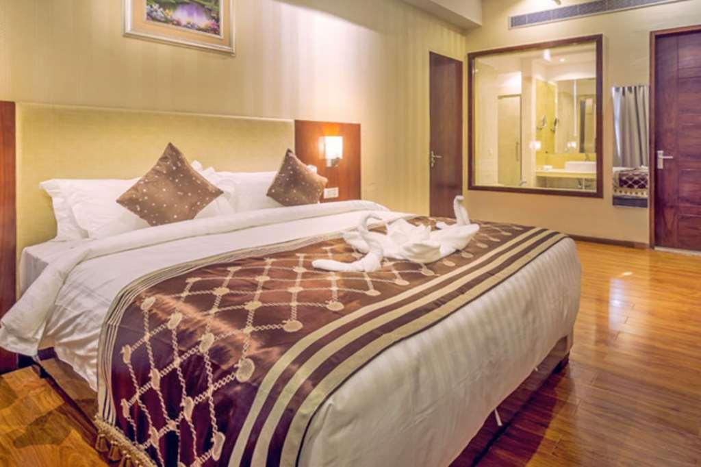 Clarion Inn Jaipur Kukas Szoba fotó