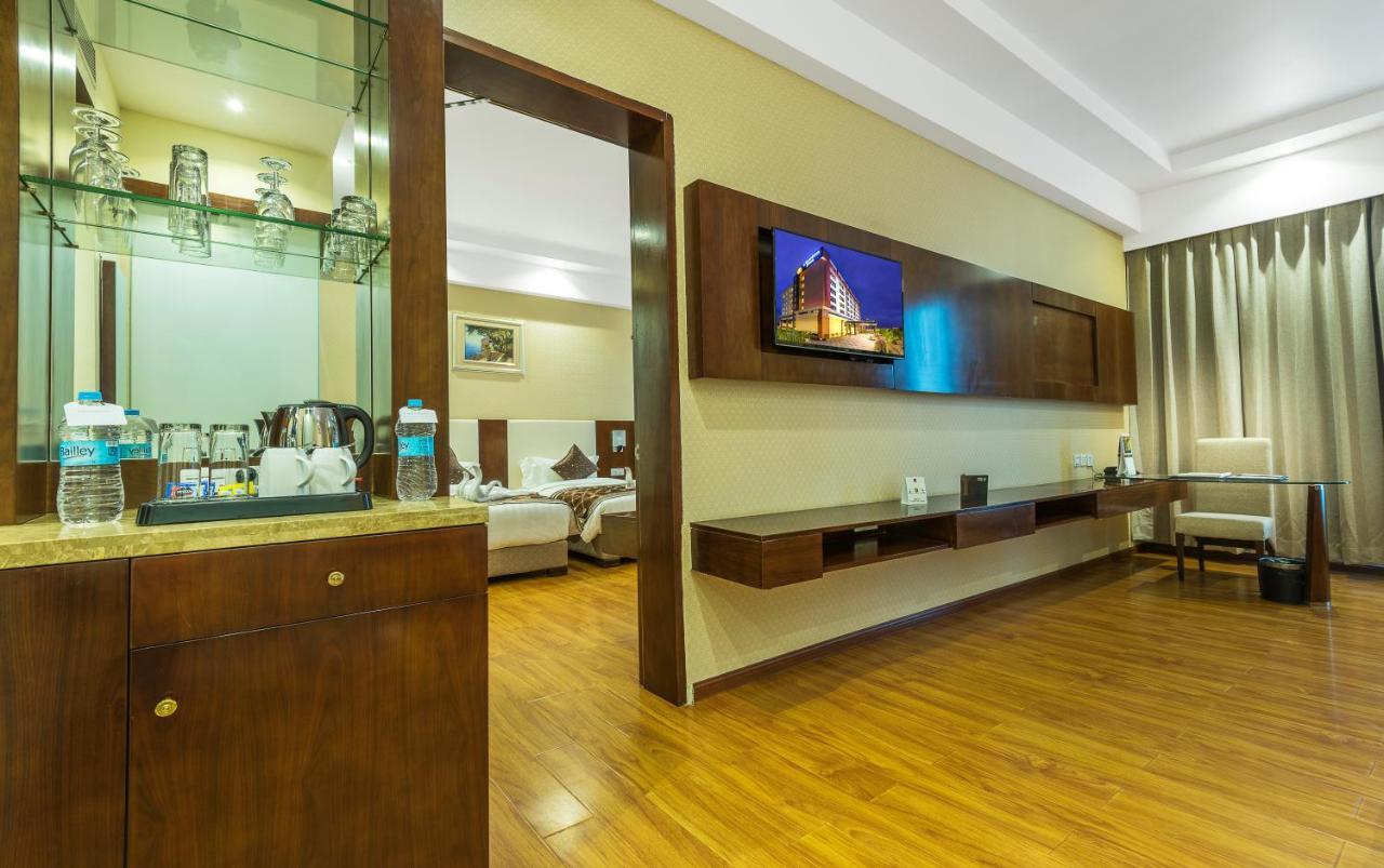 Clarion Inn Jaipur Kukas Kültér fotó