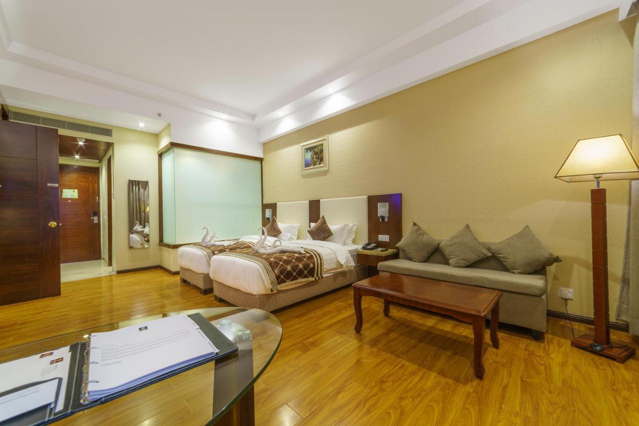 Clarion Inn Jaipur Kukas Kültér fotó