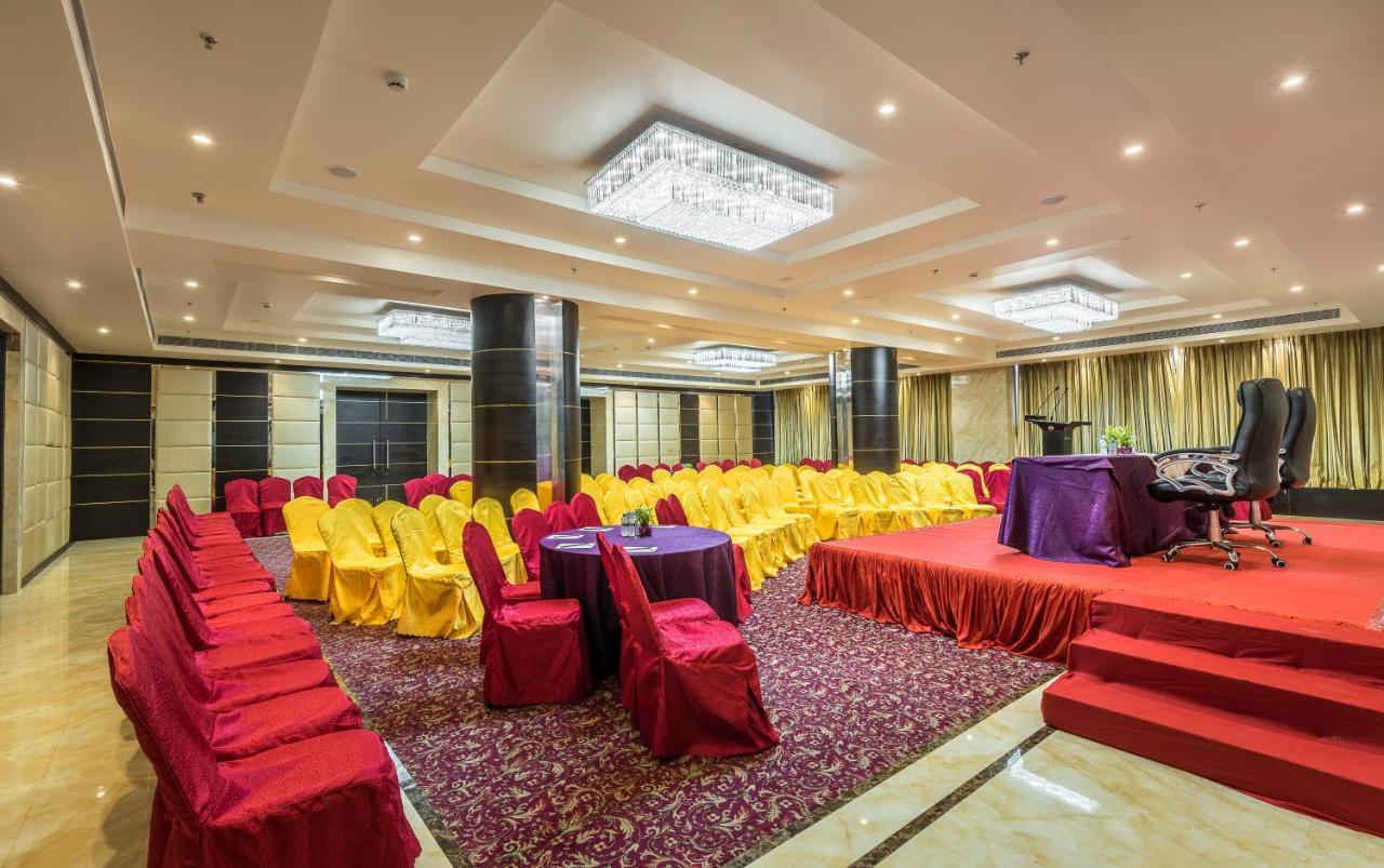 Clarion Inn Jaipur Kukas Kültér fotó