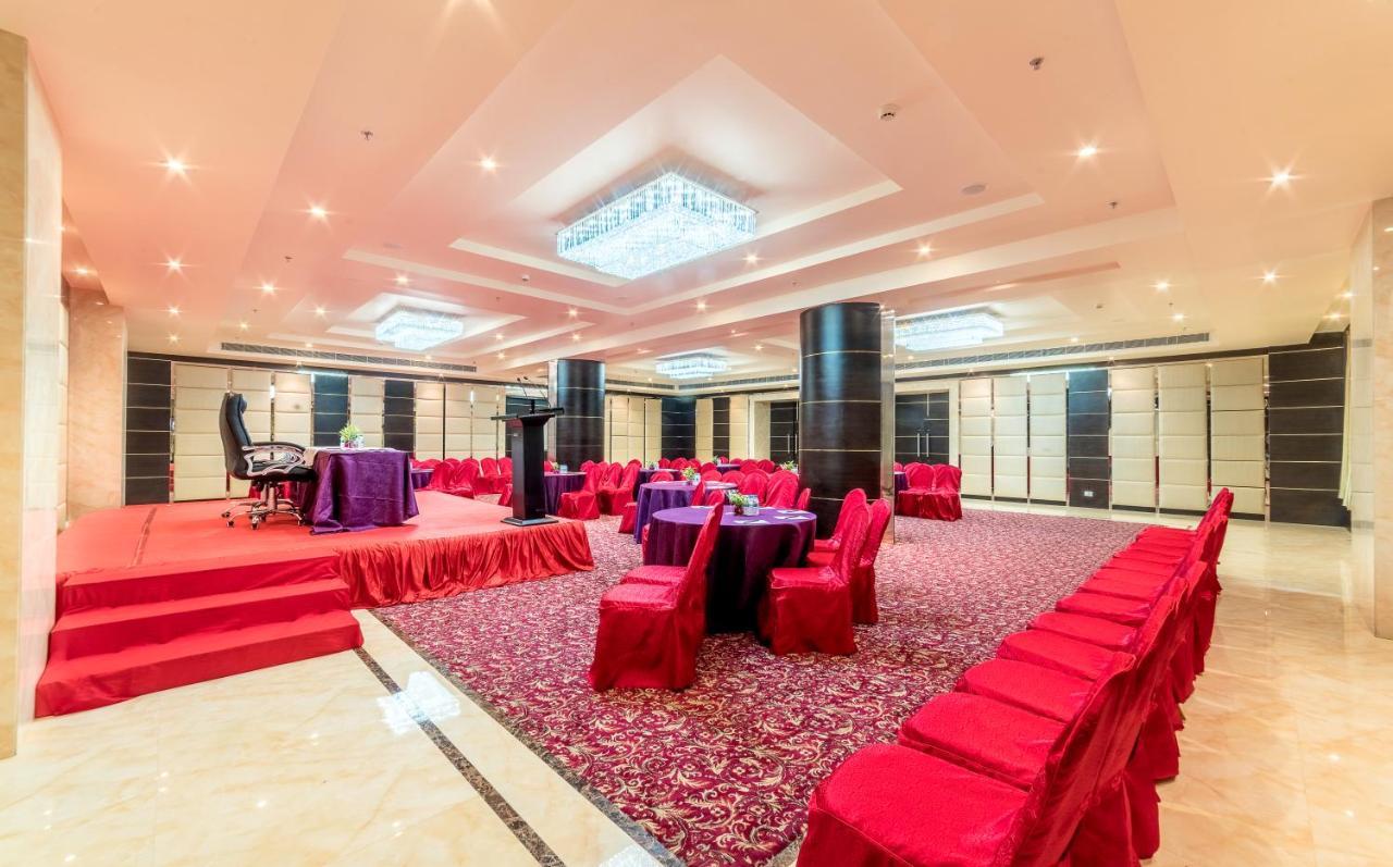 Clarion Inn Jaipur Kukas Kültér fotó